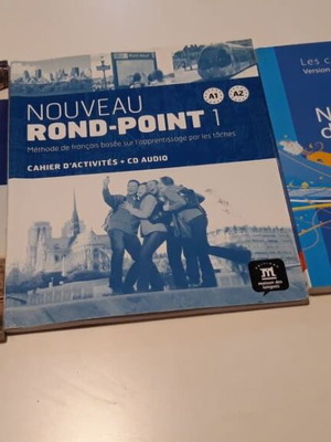 French language books used Nouveau Rond-Point 1 and Niveau decouverte
