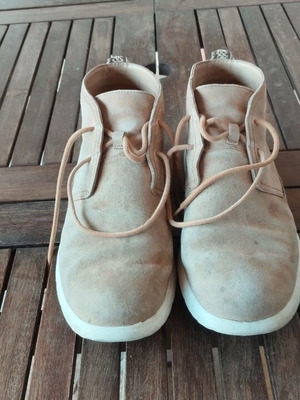 Ugg For Men Freemon suede boots used, size EU 45, beige