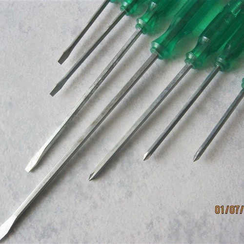 Screwdriver set 7pcs and 2 plastic playing cards new
