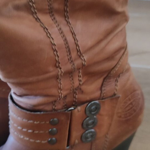 Marco Tozzi women's brown boots size 38 used with inner lining and 6cm heel