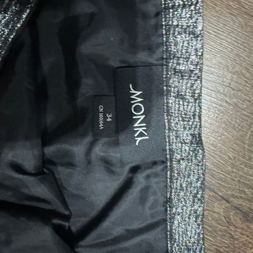 Monki Mini Skirt like new, black and silver, high waist, lined