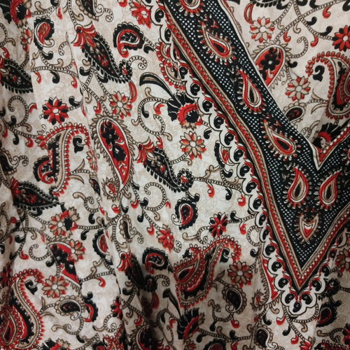 Wide mid-length dress new, one size