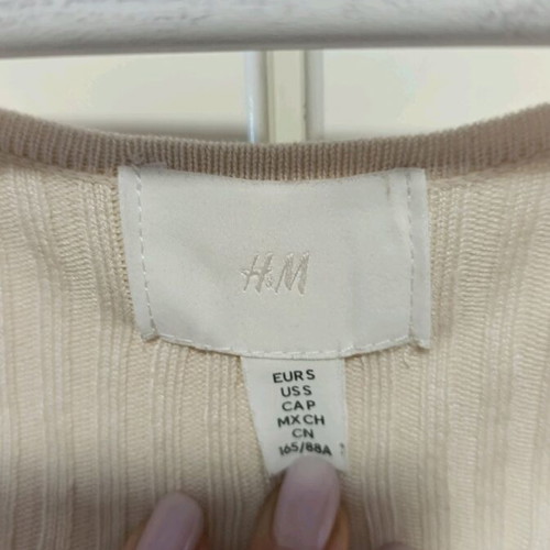 Rib-like H&M blouse like new, beige, size M