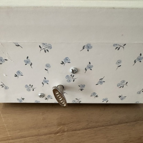 Zara Home Music jewelry box with revolving pig figure