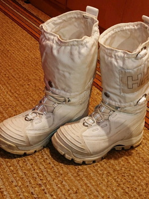 Helly Hansen boots size 38 used, white with Thermo lite insulation