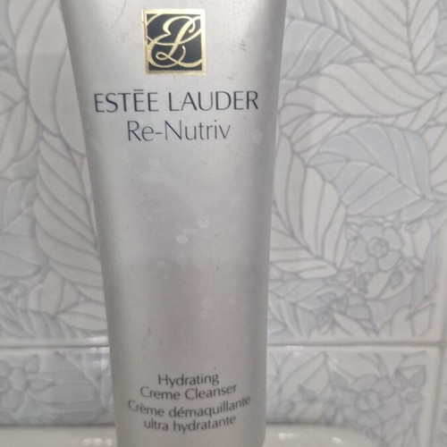 Estee Lauder Re Nutriv Hydrating Creme Cleanser like new