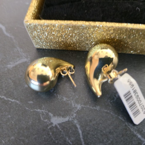 Gold teardrop earrings with box