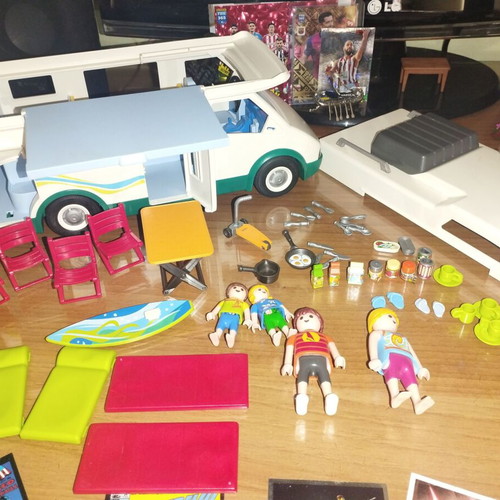 Playmobil motorhome almost complete used