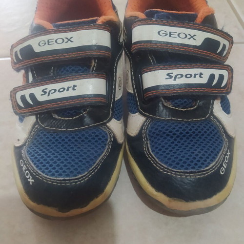 Geox leather tiger sport shoes with lights used