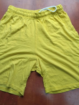 Bodymove yellow shorts used, size M