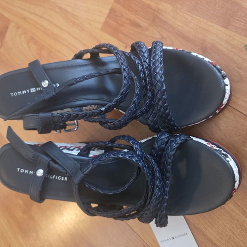 Tommy Hilfiger sandals new, genuine leather, size 38.5