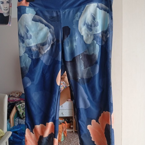 Comfortable summer workout leggings