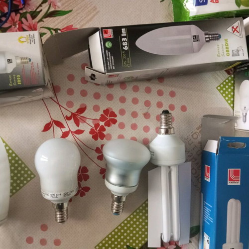 Led Lumen light bulbs pack of 4 new