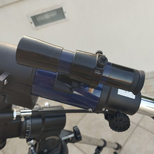 Bresser Skylux 70/700 telescope like new with tripod and accessories