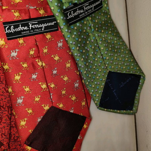 Salvatore Ferragamo men's classic ties used, pack of 5