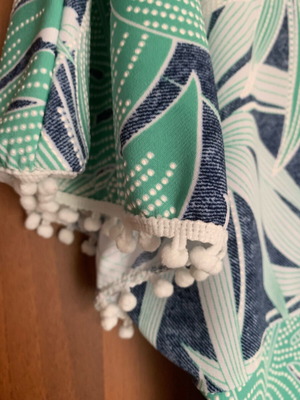 Beach dress with floral print like new, white and green, size M
