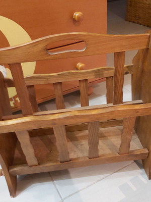 Wooden newspaper rack like new, beautiful color