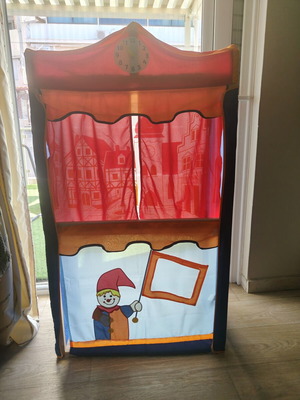 Puppet Theater like new