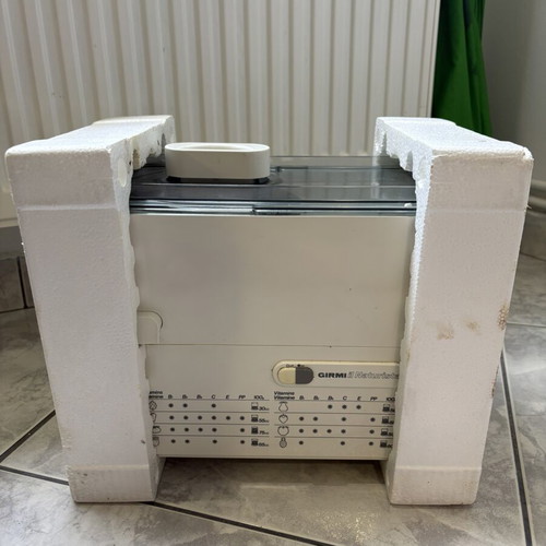 Girmi Il Naturista Centrifuge Automatic CE 16 juicer used