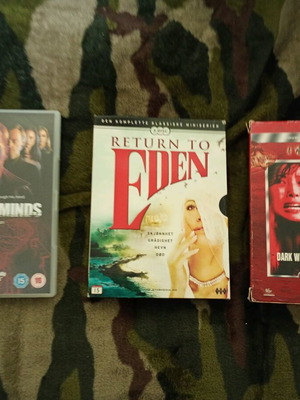 DVD packs with crime and horror movies like new, Criminal Minds missing disc