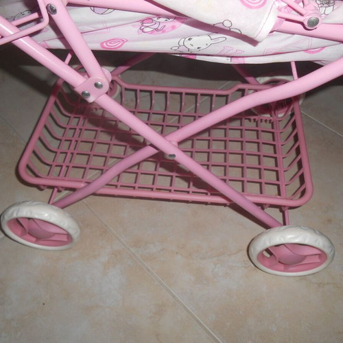 Doll stroller used, dimensions 70x55x27 cm