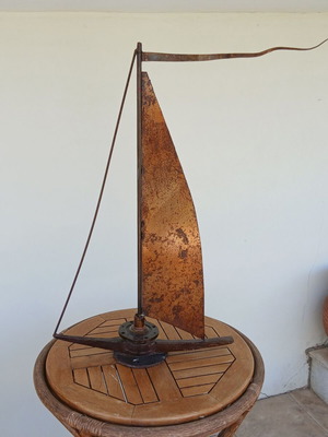 Art Nouveau iron table decoration by Mike Delistathis