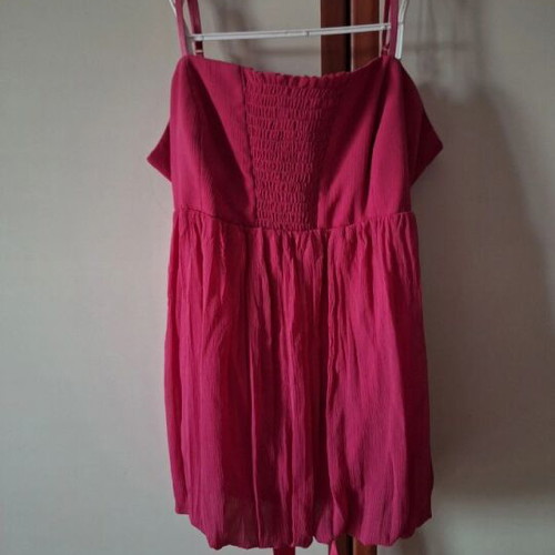 Bill Cost fuchsia top like new, size L