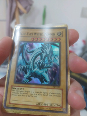 Blue-Eyes White Dragon SKE-001 like new