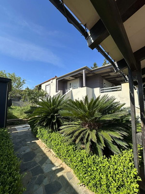 Stefanos Apartment Detached House with Sea View 600m from Beach in Loukisia