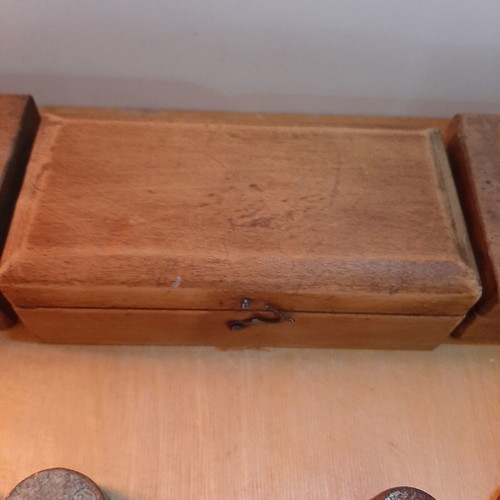 Wooden boxes with used bronze and cast iron scales set