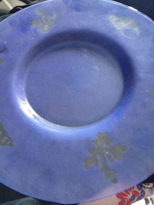 Summer platter in sky blue with painted shells like new