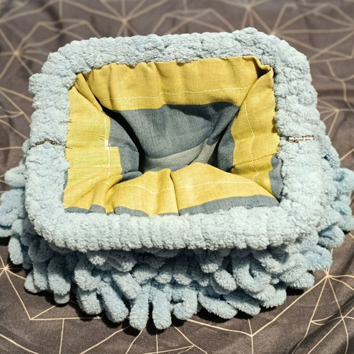 Handmade Puffy bag with 20 cm frame and lining, light turquoise