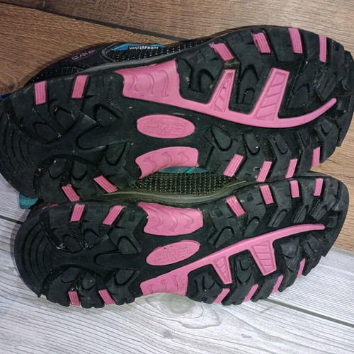 CMP leather hiking shoes like new, size 36, waterproof