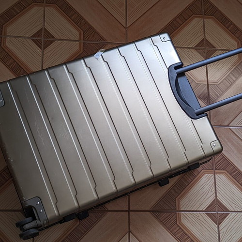 Wittchen medium size luggage used, aluminum, gold color