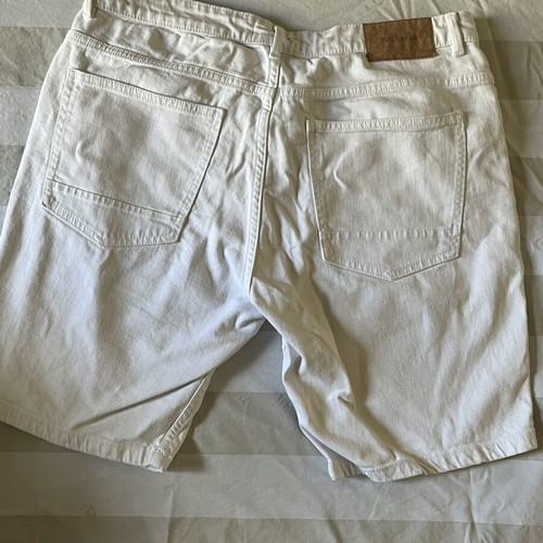 Jean shorts size L white like new