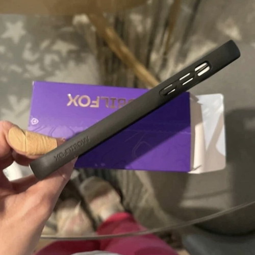 MobilFox phone case and screen protector new