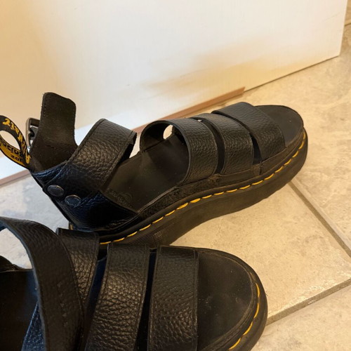 Dr. Martens sandals size 37 like new, black