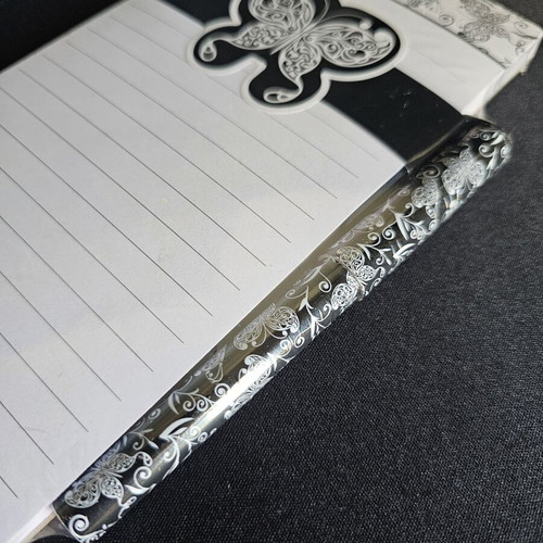 United Office notepad 70 sheets with pen and magnet
