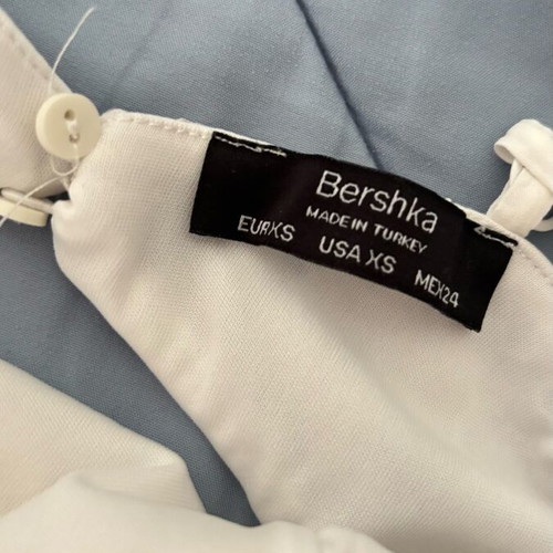 Bershka dress white with lace XS like new