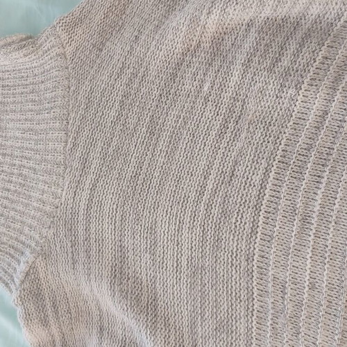 Turtleneck sweater like new, size large by Simple