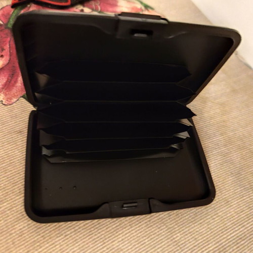 Card holder new black