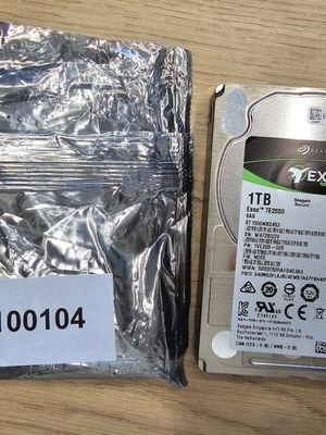 Seagate Exos 7E2000 ST1000NX0453 1TB 2.5" SAS hard drive like new