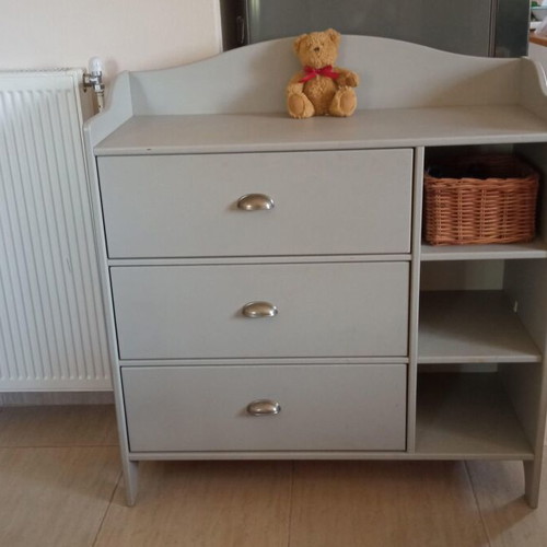 Baby dresser changing table like new, solid wood