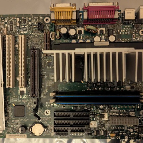 Intel VC820 Slot 1 AGP motherboard used with Pentium III 700MHz and 256MB RDRAM