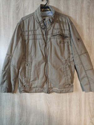 Camel Active men's spring jacket size L like new, beige