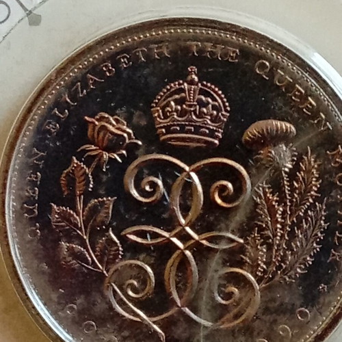 British 1990 Royal Mint 5 Pounds commemorative coin