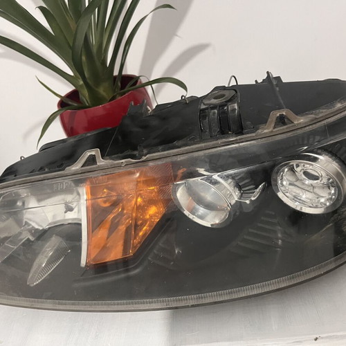 Fiat Punto Valeo headlight like new, driver side