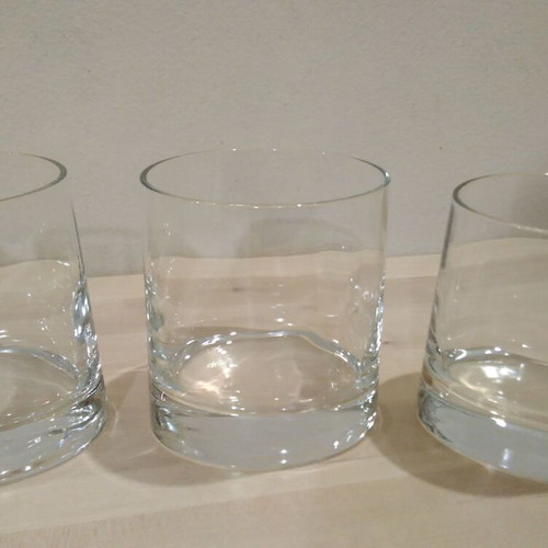 Whiskey Glasses set of 8 like new, collectible