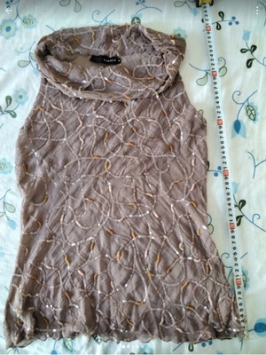 Fidele Pearl Top like new, beige