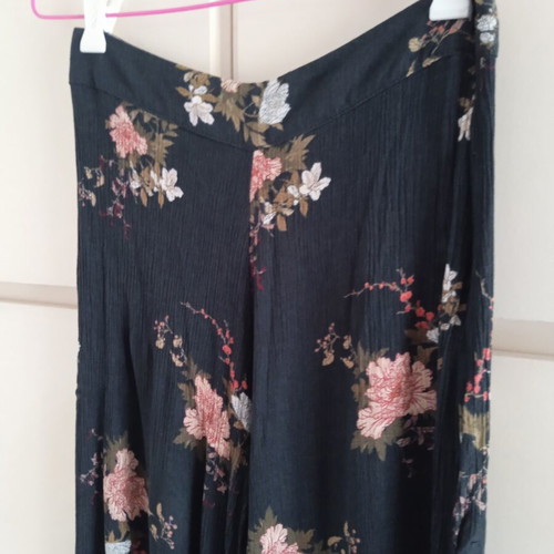 Pull & Bear pants small, like new, multicolor